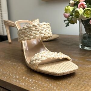 Dolce Vida woven natural sandal, never worn!
